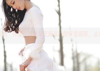 这“闹市美丝”作品，爱丝又在挑战我的审美极限，太有趣了吧。