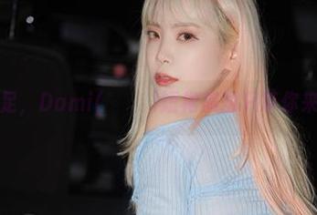 资源很足，Dami(퀸다미)短裙美图只等你来瞥一眼