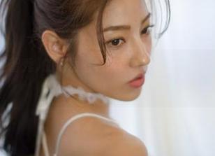 进入G.su(全智秀)的私房图包：LEEHEXPRESS的隐秘车厢！