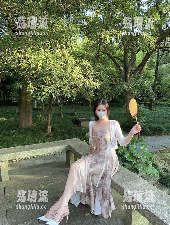 微密圈 - 一张美图，一双逆天丝足——July芝岚的艺术，我敢打赌这张壁纸亮瞎了眼！