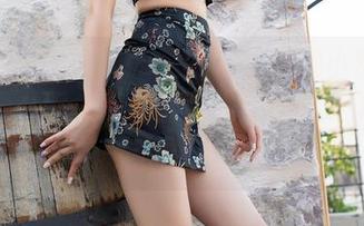 MiStar魅妍社 – 迟迟没见的周小然裸足，这原图下来以后能引发尴尬吗？下不下载见仁见智。