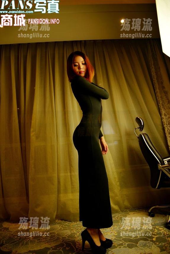 PANS写真-微妮 PANS写真 - 微妮连衣裙的写真时间:姐妹们,是时候放飞自我了!