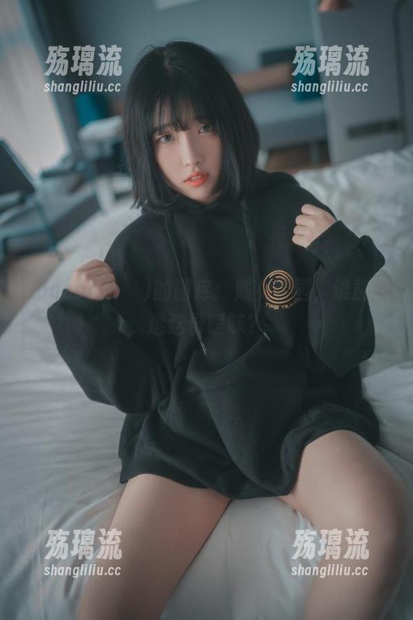 Sonson(손손)的图库：贱女学园，谁能看透这份暧昧？