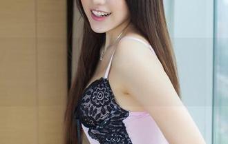 TGOD推女神 – 黄可christine来了！图库看她如何让“职业装”变得超有戏。