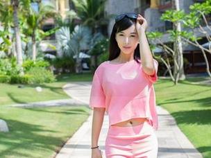 TuiGirl推女郎 – 赵惟依的套图：当剧情变得很奇妙的时候