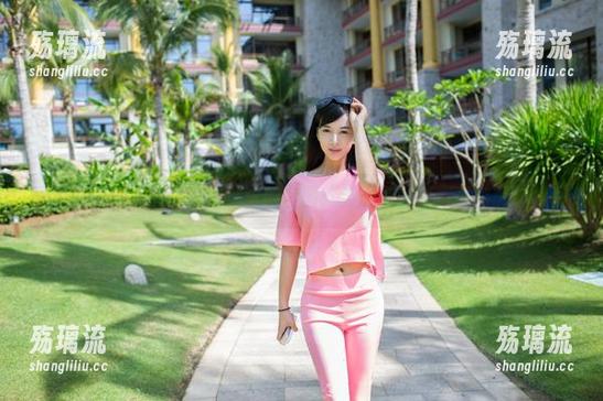 TuiGirl推女郎 - 赵惟依的套图：当剧情变得很奇妙的时候