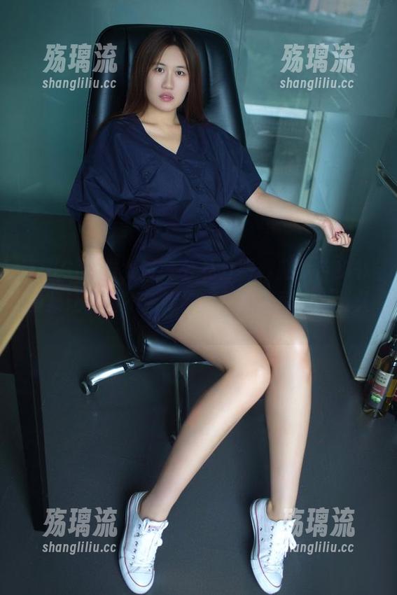 TuiGirl推女郎 - 公私分明，赵梦洁秘书图集让人目不转睛，怪不得上司都留更久～
