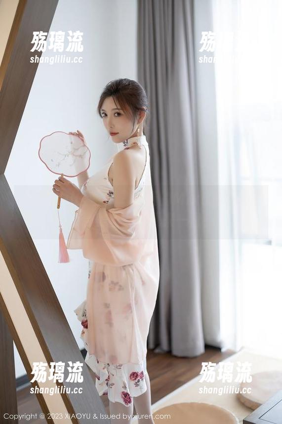 XIAOYU语画界 - 免费的Miko酱和她的天台美图，给我来一盘！