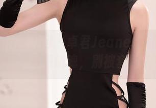 Xiuren秀人网 – 卓君Jeanes的丝袜展示厅：高清销魂，别被套路了！