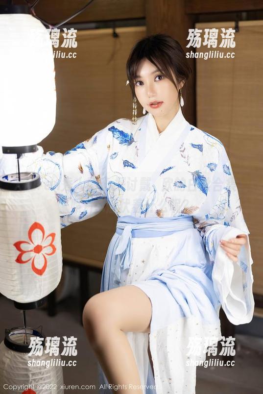 Xiuren秀人网 - 探讨戴渃欣的白丝合集，照片...潜伏着什么呢？