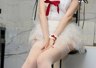 Xiuren秀人网 – 直奔主题，模特悦悦美腿高清写真集，完全拯救你的眼球