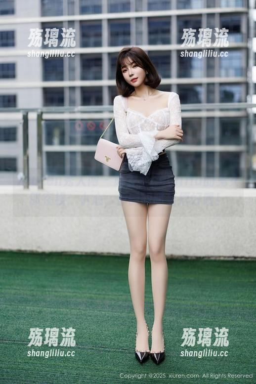 Xiuren秀人网 - 陆萱萱cecillia的兔女郎在线：小心，你的眼睛要捂好哦！