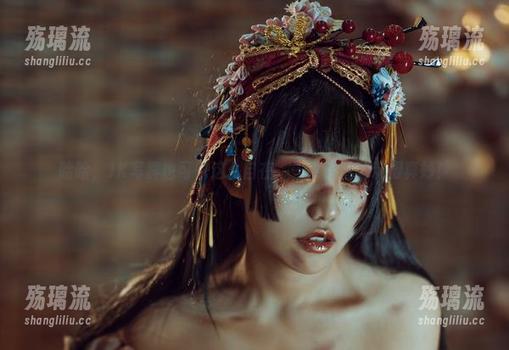 一笑芳香沁 哈哈,JK写真也可以这么自在,一笑芳香沁玩得真妙!