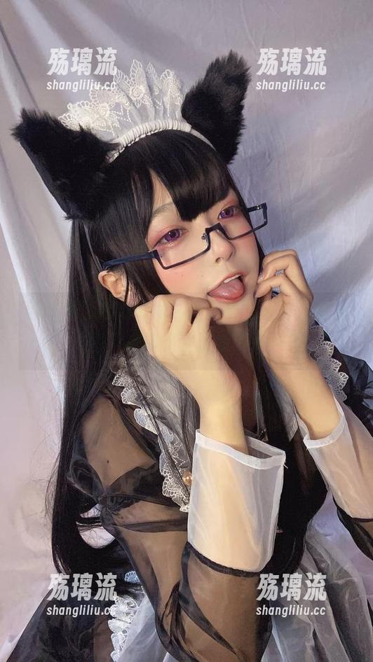 学姐佳佳好难啊的写真，秒杀所有“盛装”出门！美图，别说我没警告你！