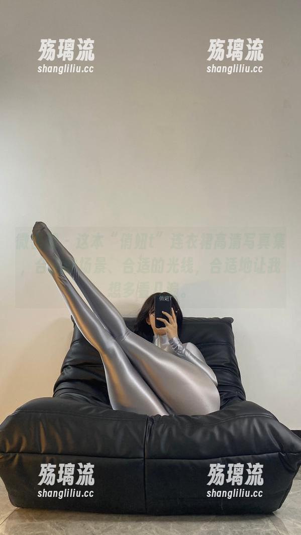 微密圈 - 这本“俏妞t”连衣裙高清写真集，合适的场景、合适的光线，合适地让我想多看几遍。
