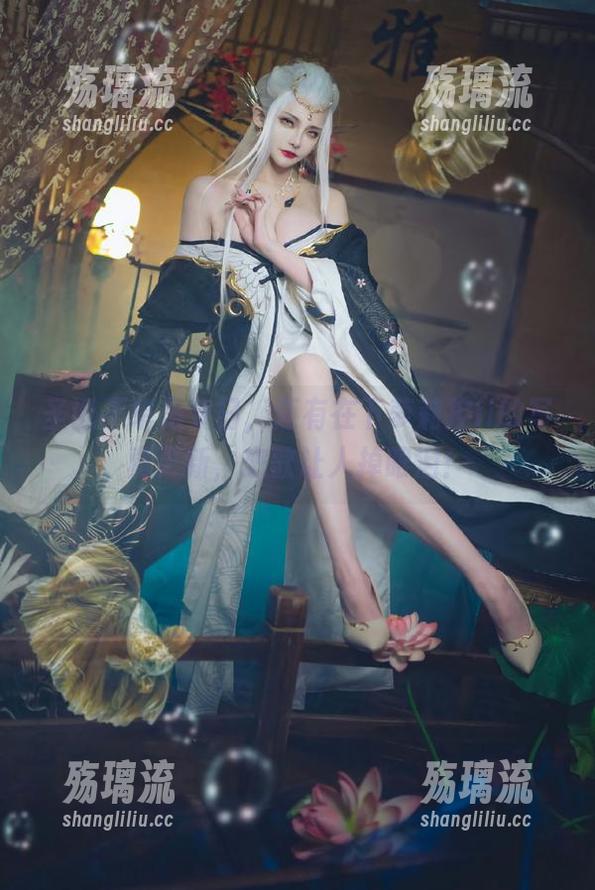 圣诞不单是节日，还有在下萝莉控ii的写真更新，恋歌让人掉眼泪！