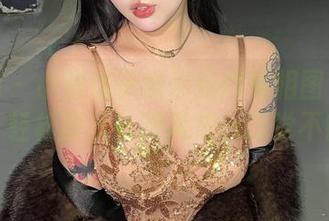 微密圈 – 小优优子给你婚纱真相图包分享，轻松撩出各种风情，感觉不错