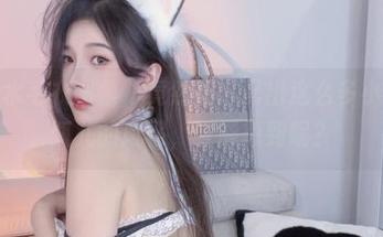 白开水毛衣图集，竟然能搭配出这么多小小奶瓶儿的风格，谁能想到呢？