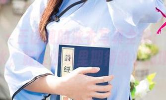 尤果网 – 王语纯的泳衣写真全集：阳台戏水，躲在沙发里期待的小跟班