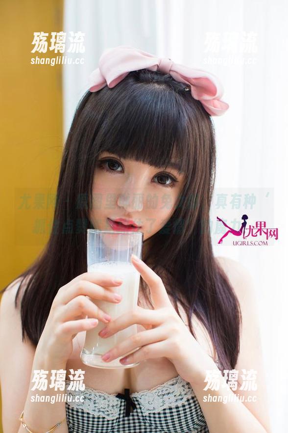 尤果网 - 原图里琳丽的兔女郎，真有种‘抓住点赞就是抓住了爱情’的魔力！