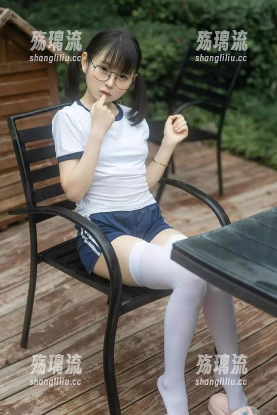 幼水铃衣的精彩短裤，随时待在网盘里等你来翻！
