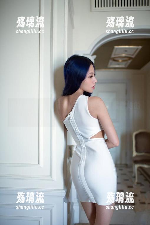 推女郎 - 查看陆瓷的美图，里面藏着她的秘密剧本！