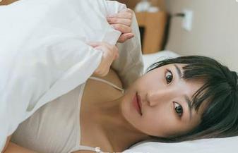果团网 – 原图里的周妍希，运动风格无敌壁纸，真想把它贴满墙！