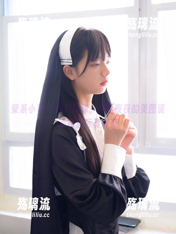 柴系小乖 - 不只花嫁，赤西夜夜的美图资源简直应有尽有