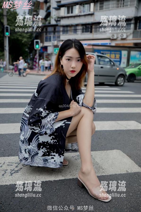 梦丝女神 - 宁夏的精选：棉袜与思绪的微妙交织