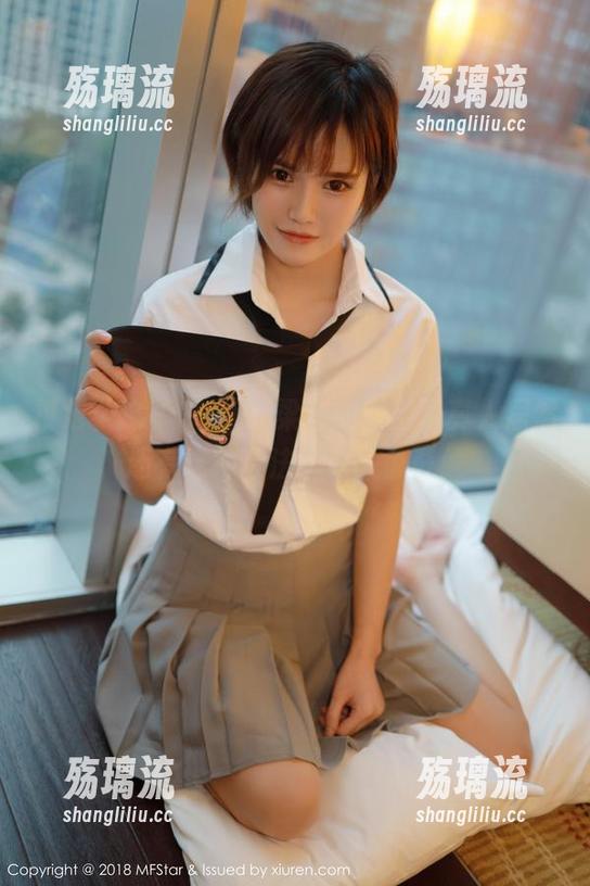 模范学院-Sugar梁莹 模范学院 - Sugar梁莹的镂空写真人居然还有这种玩法?令人惊奇!