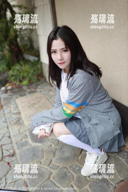 模范学院 - 当黑色邂逅李雅柔182CM，高清资源的美还得靠你来发现