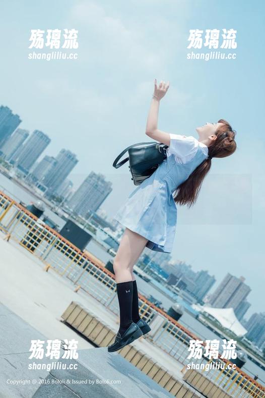 波萝社 - 赵小米Kitty的夏日图包，无圣光的包裹有些小小的暗潮～
