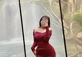 微密圈 – 制服狂欢：洁己u带你飞，资源全免！