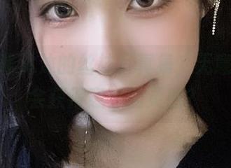 下载炸酱沐沐的丝袜写真集，无意间可能会获得意外的灵感？