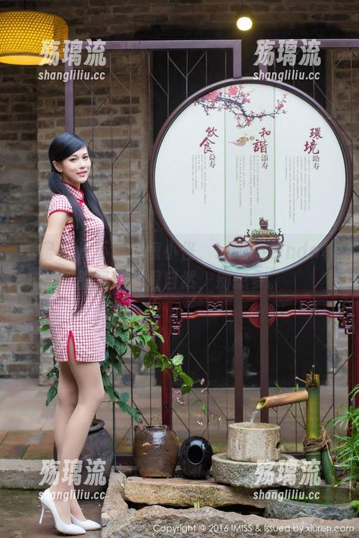 爱蜜社-LindaLinda 爱蜜社 - 不要大惊小怪,LindaLinda校服图集就很自然,别想多。