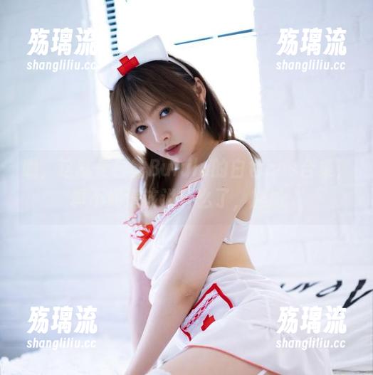 哦，这就是白露Bululu的白色cos合集，真不知道该说什么了，尴尬。