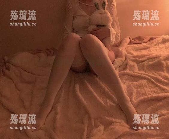 微密圈 - 相扑猫携白衬衫亲吻福利，原图一秒领取幸福！