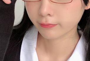 图片中的稚嫩，眼酱大魔王w的定制清纯