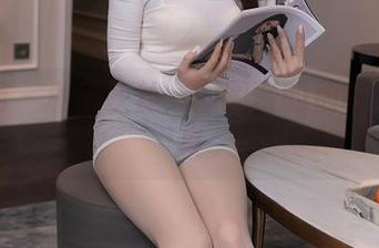 秀人网 – 私房灰丝：圆圆酱的别样风采合集