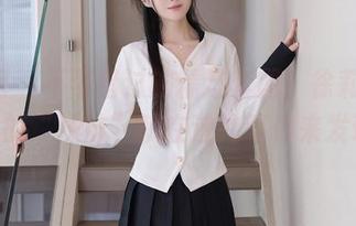 秀人网 – 不可错过的精选套图，徐莉芝Booty的“妹妹”就在这儿等你来发现。