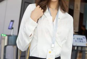 秀人网 – 过来看看拍黄瓜girl的秘书美图，免费的哦？