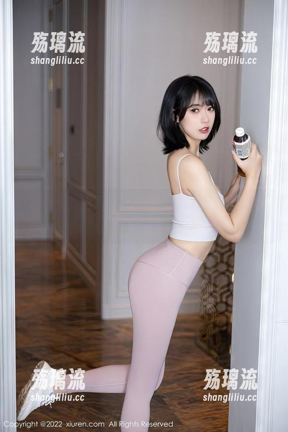 秀人网 - 看完玥儿玥的美图，内衣也变得这么有戏了？