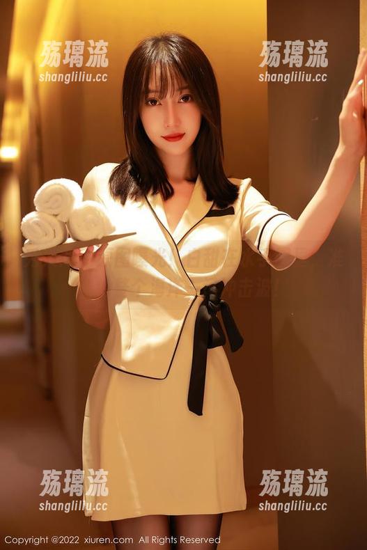 秀人网 - 原图曝光！白甜在水手服里，准备给整个海洋一记冲击波！