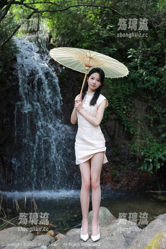秀人网 - 精选写真，看邹晶晶女王学姐如何拯救无聊与单调！