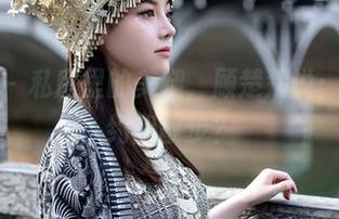 秀人网 – 私房里的美腿，顾楚楚说：今晚谁约我散步？
