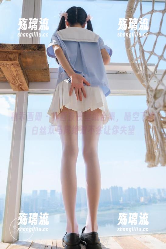 稚乖画册 - 赤西夜夜壁纸合集，晴空下的白丝双马尾绝对不会让你失望