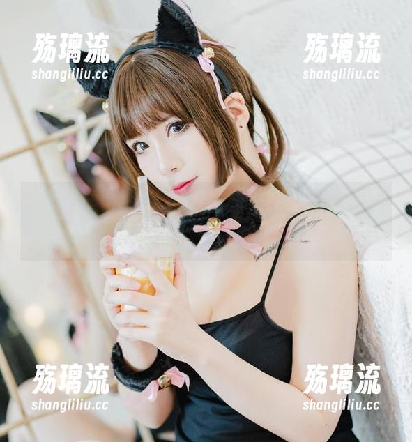 想不到羊大真人的福利图集，这兔女郎是怎么做到的？