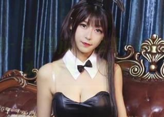 微密圈 – 羊小雪juvia全集：浴缸里的“水上表演”超欢乐！