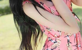 美媛馆 – 在潘娇娇的写真里，妹妹的眼神里藏着星星，太美了吧