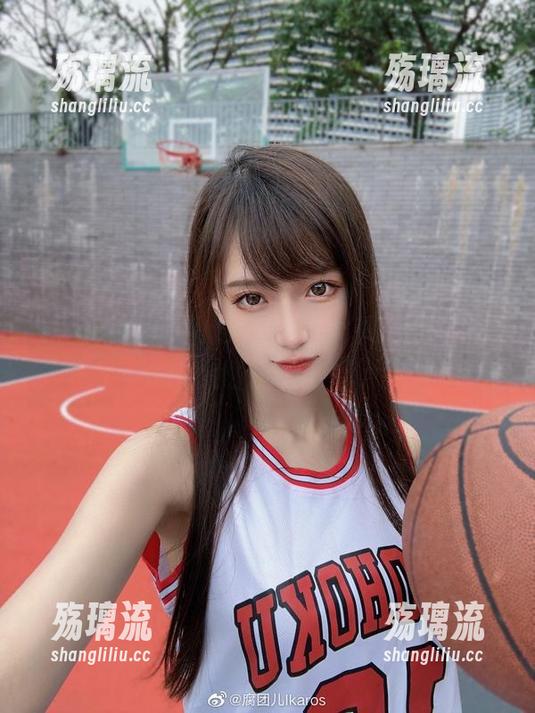 反正醉了，腐团儿Ikaros女孩图集要不要下载？我们也说不清！
